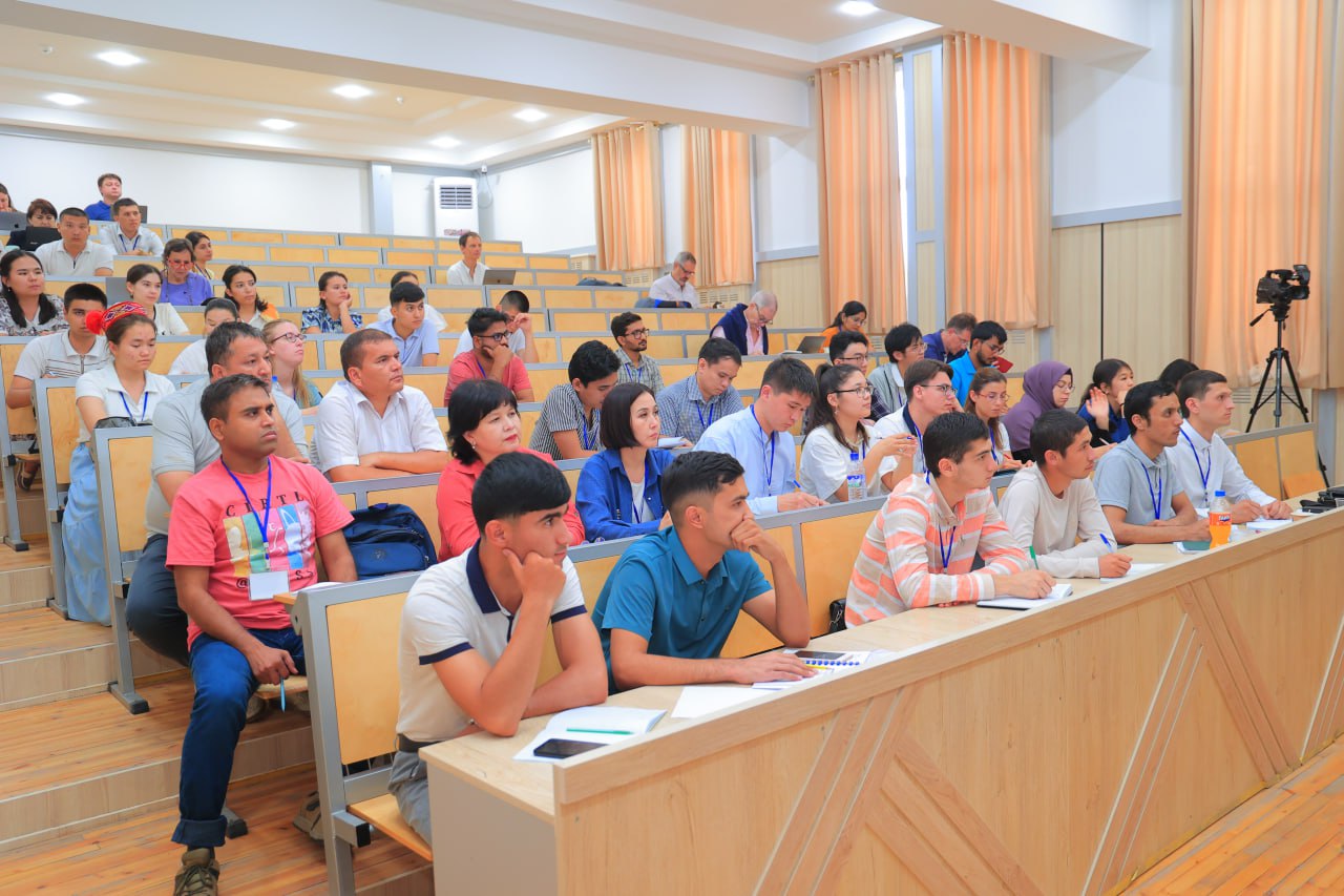A CIMPA School on Lattices, Heights and Diophantine Approximation Urgench State University, Urgench, Uzbekistan
